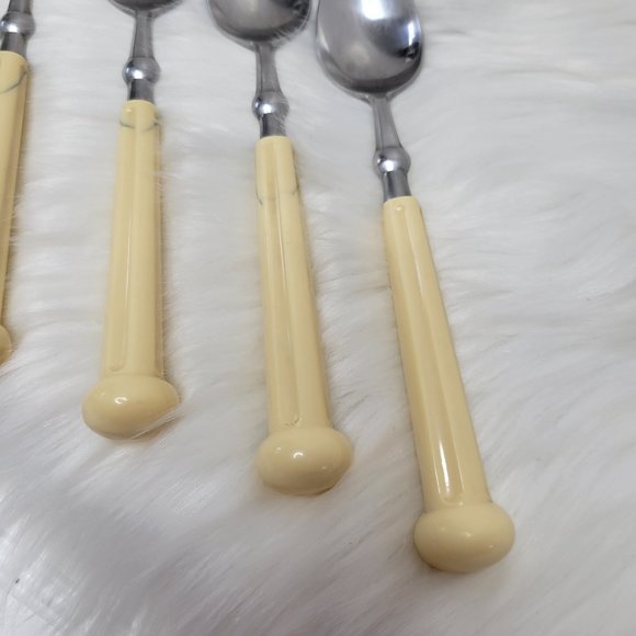 Vintage Oxford Hall Stainless Flatware Iced Tea Spoons Set of 4 Plastic Handle - Picture 3 of 8